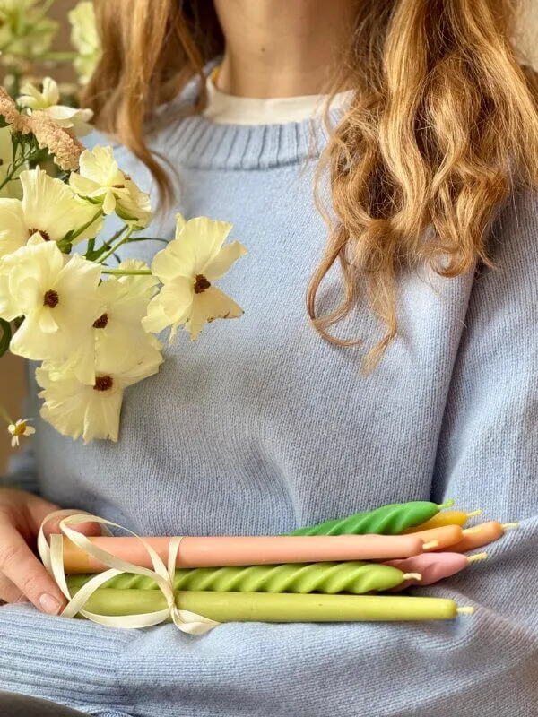 Bouquet of colored beeswax candles - Image 2