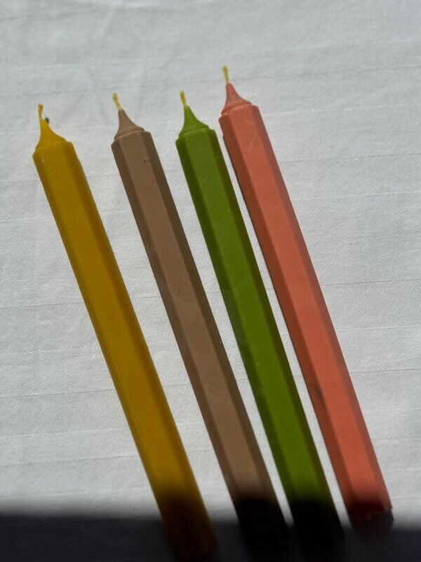 Pencil shaped colored beeswax candle - Image 3