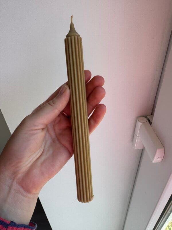 Striped colored beeswax candle - Image 3
